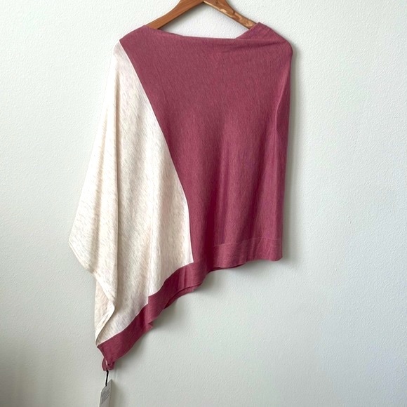 lululemon athletica Sweaters - NWT Lululemon Yin Poncho Heathered Cherry Tint / Heathered Dune One Size